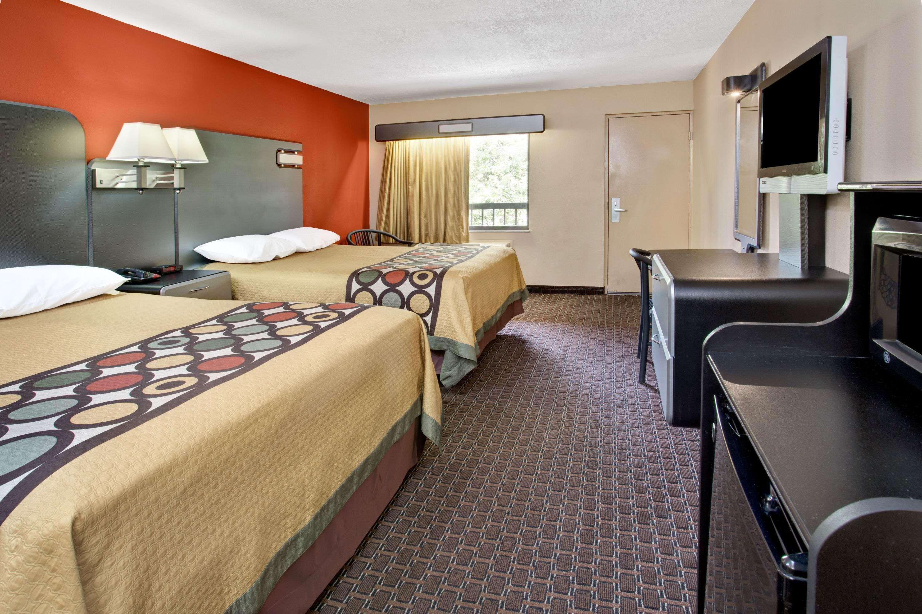 מלון סלבריישן Super 8 By Wyndham Kissimmee/Maingate/Orlando Area מראה חיצוני תמונה